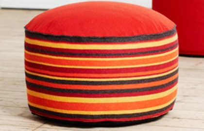 Sitzpuff und Kissen von Elvang